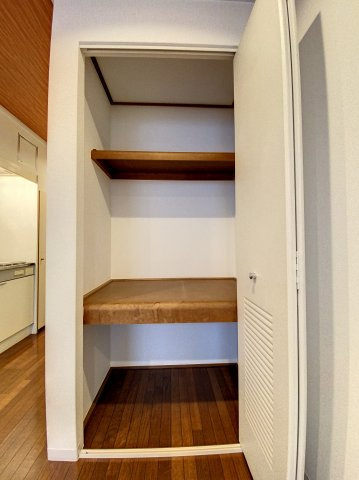 フローリエ細山Ⅲの収納