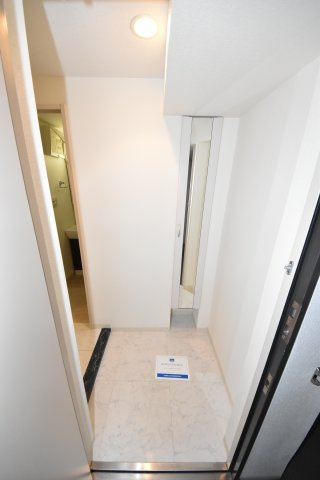 ファヴール南堀江の玄関