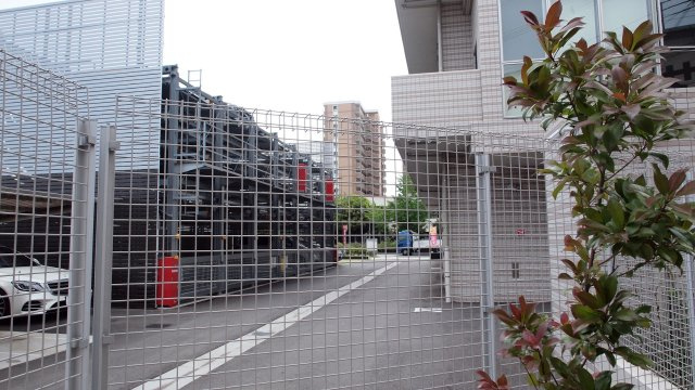 富士林プラザ15番館の外観