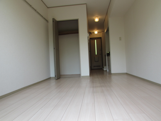 ＭＫハイムの居間・リビング