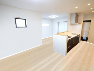  | 野洲市栄　中古戸建