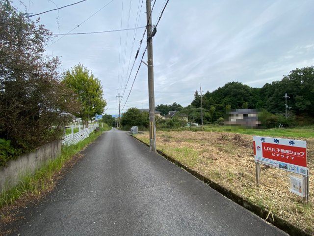 大津市和邇北浜1065-14　売土地の前面道路含む現地写真