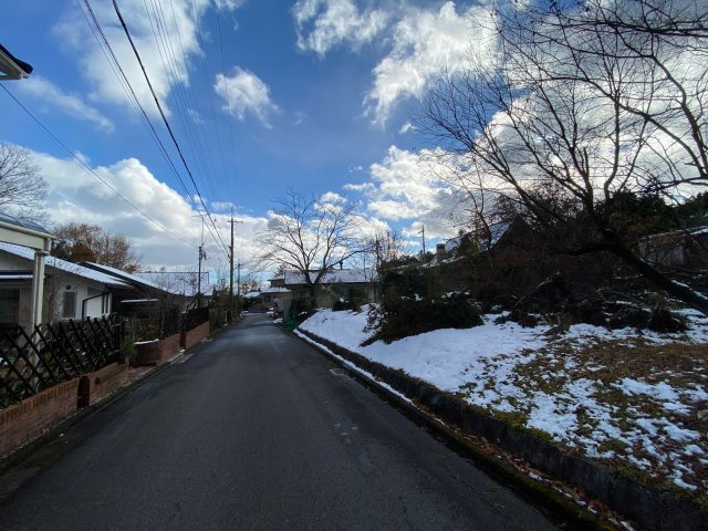 大津市大物字馬殿若804-35　売土地の前面道路含む現地写真