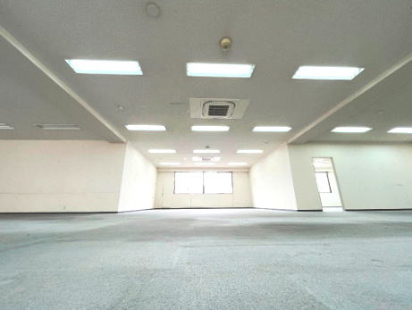 エッグワンビル