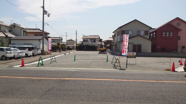 尾上町長田建築条件なし売土地の外観