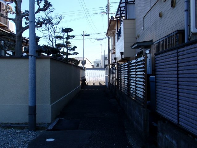 魚住町金ヶ崎売り土地の前面道路含む現地写真