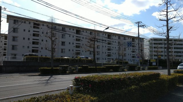 神陵台厚生年金4号棟　５Fの外観|きれいな外観です