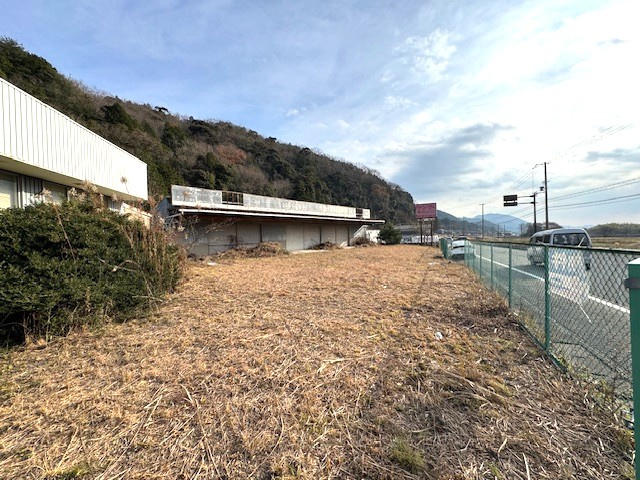 車庫付事務所　神河町吉冨の外観|外観もきれいです