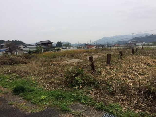 丹波市氷上町谷村の売地の前面道路含む現地写真