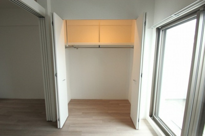 【収納】 | セレニテ京橋クレア | たっぷりとした収納スペースです