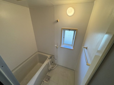 【浴室】 | ウィンディア岩崎B