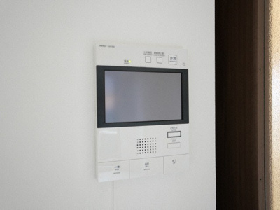 【セキュリティ】 | クレストタップ京橋 | モニター付きインターフォンです