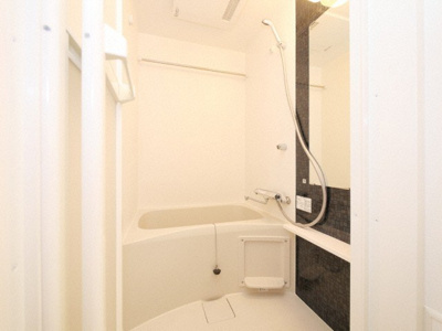 【浴室】 | クレストタップ京橋 | きれいなお風呂です