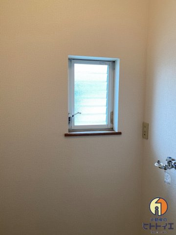 メゾンイタリアの洗面所|洗面所にも窓があります