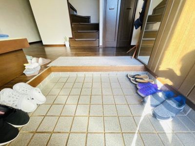 【玄関】 | 稲敷郡阿見町竹来　中古戸建