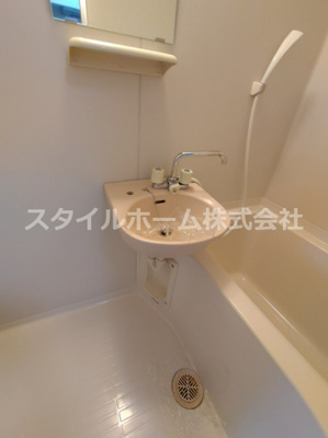 【洗面所】 | グリーンヒル9 | 別部屋写真です。