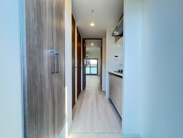 S-RESIDENCE難波大国町dominaの玄関