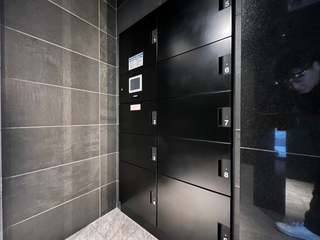 S-RESIDENCE難波大国町dominaのエントランス