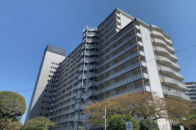 グリーンコーポ千寿1号棟の外観|人気の足立区『北千住エリア』！複数路線利用可能で通勤・通学にアクセス良好な好立地です