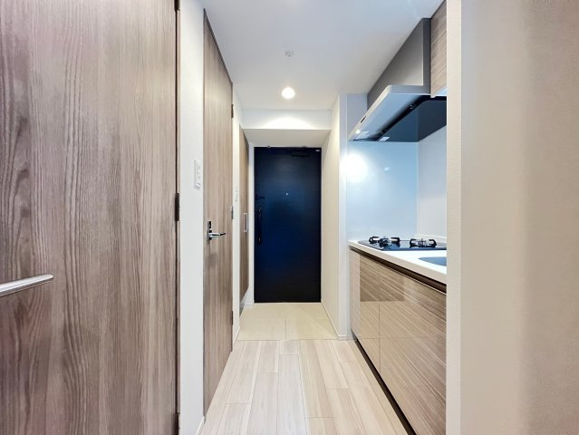 S-RESIDENCE難波大国町dominaの玄関