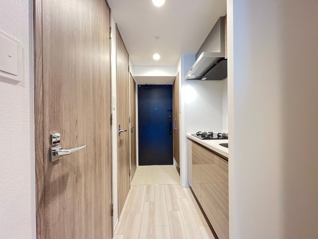 S-RESIDENCE難波大国町dominaの玄関