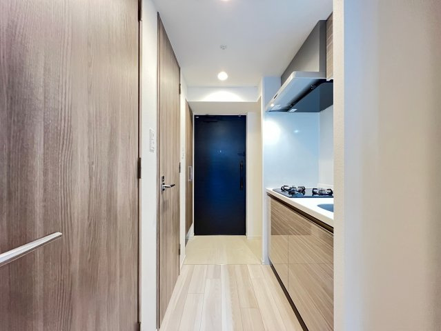 S-RESIDENCE難波大国町dominaの玄関