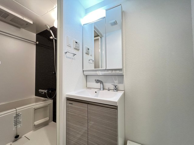 S-RESIDENCE難波大国町dominaの独立洗面台