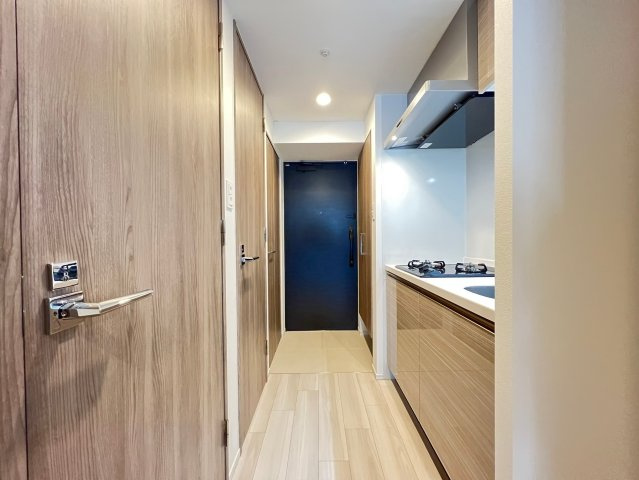 S-RESIDENCE難波大国町dominaの玄関