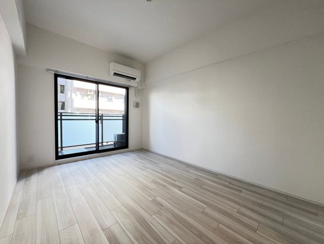 S-RESIDENCE難波大国町dominaの居間・リビング