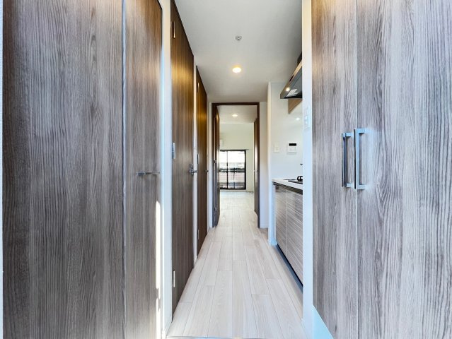 S-RESIDENCE難波大国町dominaの玄関