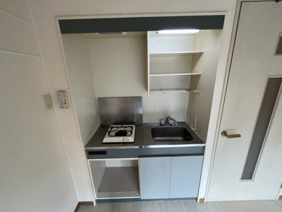 【キッチン】 | アバンス薬院 | 別号室の写真になります。現況優先。