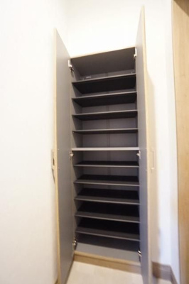 【玄関】 | DreamStage香椎Merveille | 別号室の写真になります。現況優先。