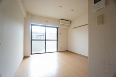 【内装】 | リヴェール和白H10 | 別号室の写真になります。現況優先。