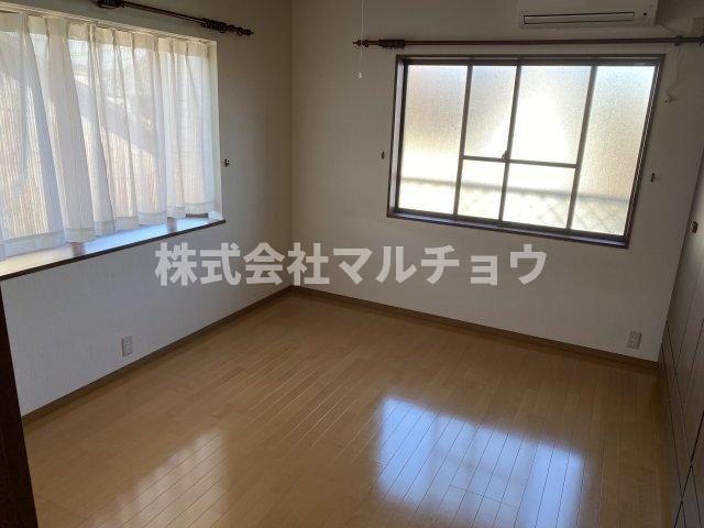ラコンテＢの洋室|使い勝手のいい洋室です