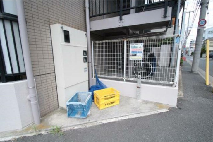 第２セレクトハウス梅原のエントランス