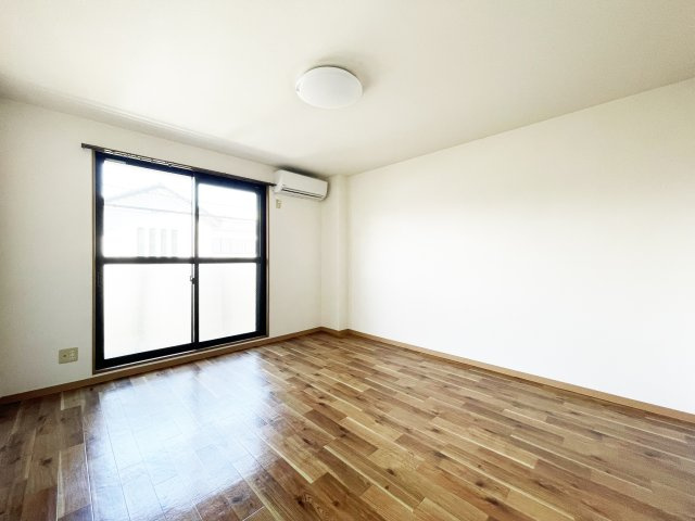 フィネス佐古の居間・リビング