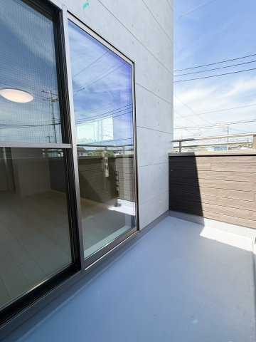 【バルコニー】