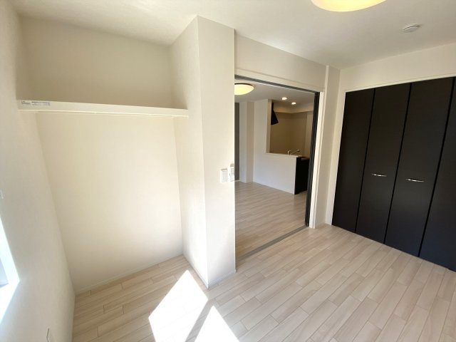 パームコート長尾の洋室