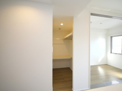 【収納】 | Live Flat塚本新北野 | 大きなものも収納できそうです