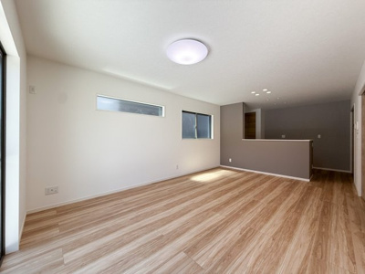 【居間・リビング】