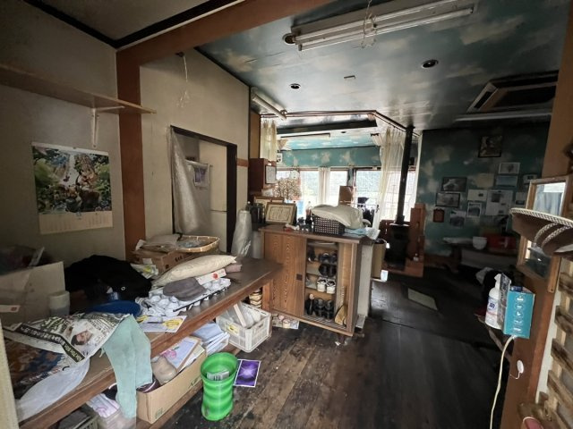 人吉市大畑町戸建の前面道路含む現地写真