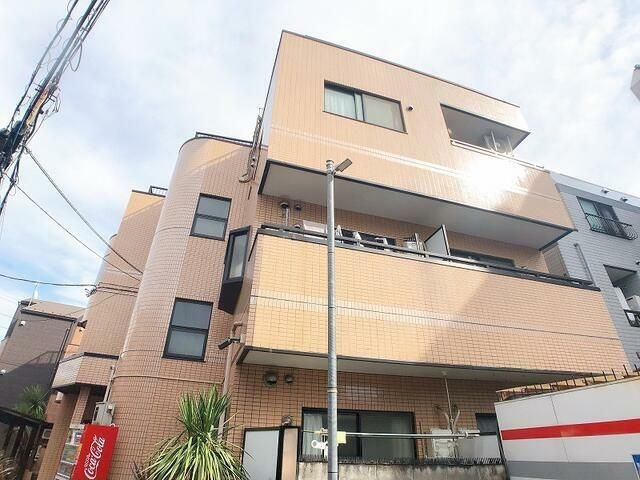 サクセスの外観