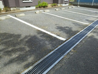 マリンガの駐車場