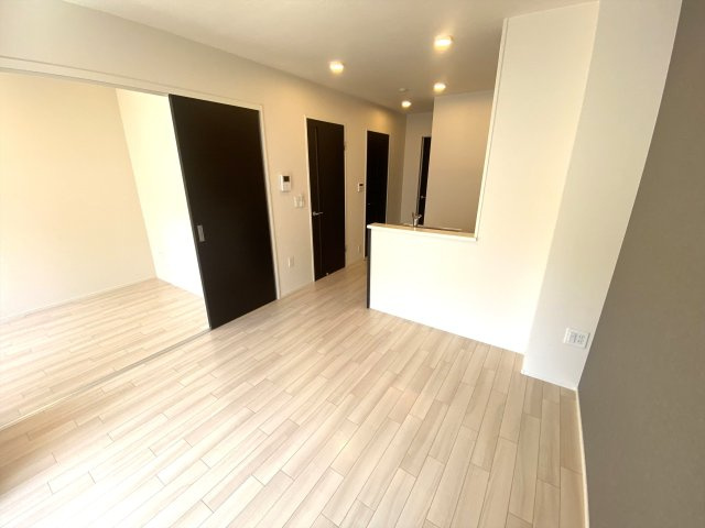 パームコート長尾の居間・リビング