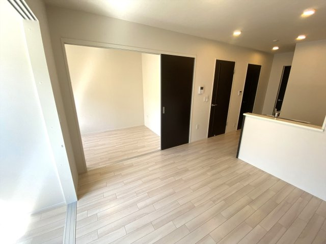 パームコート長尾の居間・リビング