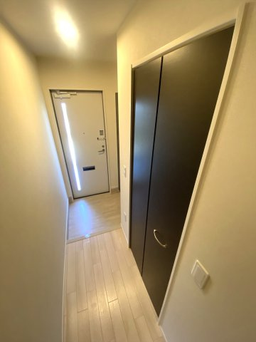 パームコート長尾の玄関