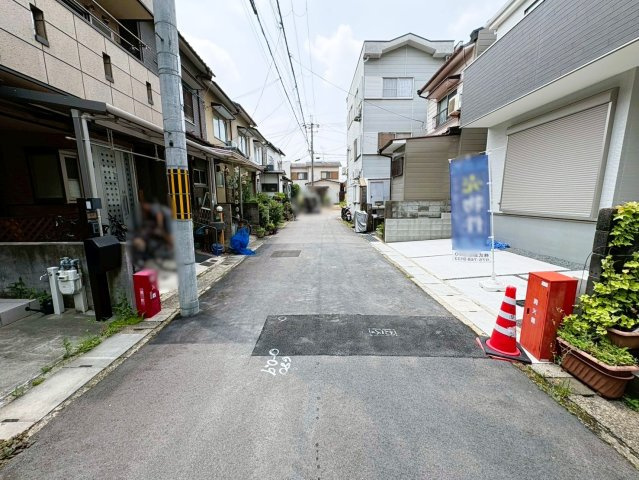 久世上久世町の前面道路含む現地写真