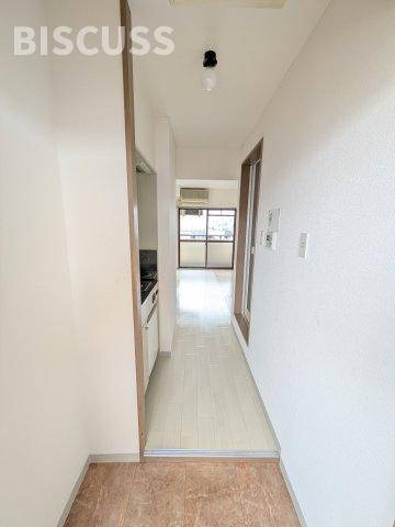 メゾンボナールの玄関