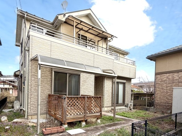 【中古戸建】高崎市中豊岡町の外観|■外観｜閑静な住宅街で始める新しい暮らし♪開放的な毎日をあなたへ(^^♪