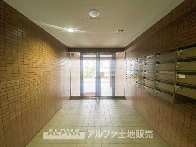 リバーサイド国立のエントランス